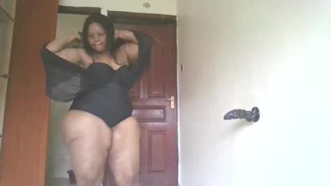 Snapshot of goddessebon chatting on 12.02.24 shasha big online show from 12.02.24