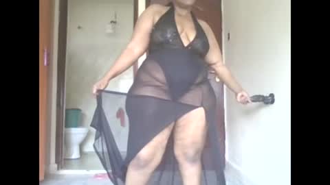 Snapshot of goddessebon chatting on 01.16.25 shasha big online show from 01.16.25