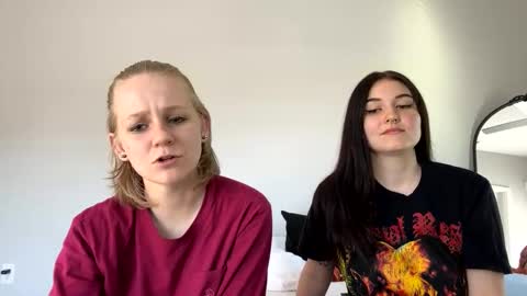 feyaa22 online show from 01.04.25