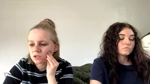 feyaa22 online show from 01.10.25
