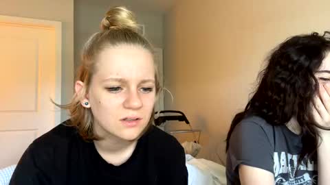 feyaa22 online show from 01.27.25