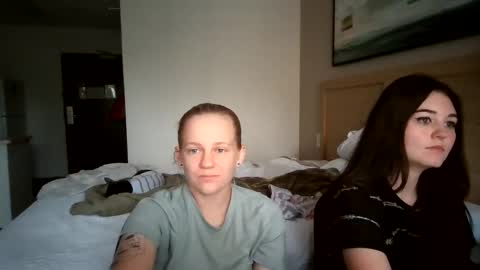 feyaa22 online show from 09.12.25