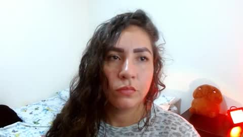  Naih Reyes online show from 01.04.25