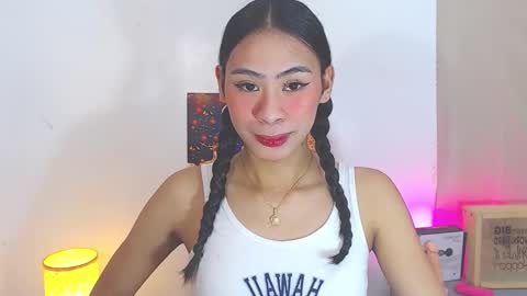 Snapshot of goddessnianxx chatting on 11.16.25 Kyla and Nian online show from 11.16.25