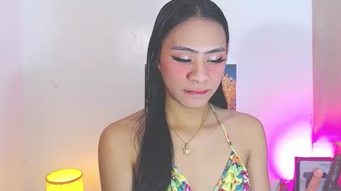 Snapshot of goddessnianxx chatting on 11.20.25 Kyla and Nian online show from 11.20.25