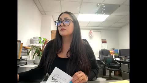 Snapshot of goddessxxrosexx chatting on 03.07.25 GoddessxxRosexx online show from 03.07.25