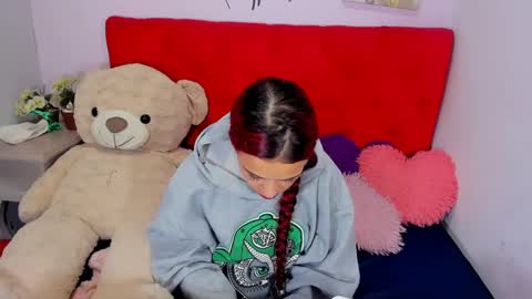 Snapshot of goddessydoluna chatting on 01.15.25 Luna online show from 01.15.25