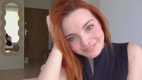 Snapshot of godessindubai chatting on 10.29.25 godessindubai online show from 10.29.25