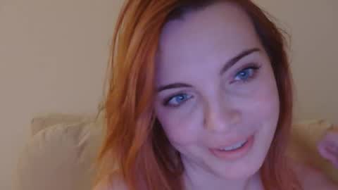 Snapshot of godessindubai chatting on 10.30.25 godessindubai online show from 10.30.25