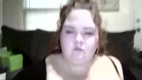 Snapshot of godessisabella chatting on 03.04.25 godessisabella online show from 03.04.25