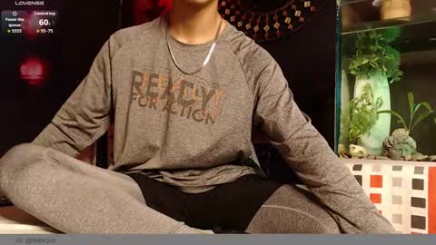 Snapshot of godly_huan chatting on 01.16.26 HUAN online show from 01.16.26