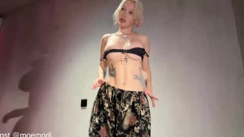 Aline meow   online show from 04.23.26