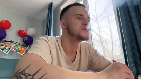 Golden boyyy21 online show from 03.08.25