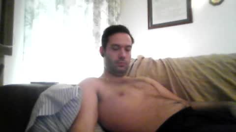 Snapshot of goldendragon19 chatting on 10.16.25 goldendragon19 online show from 10.16.25