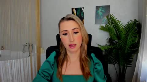 Olivia online show from 02.14.25