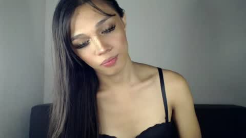 Lily is Gold online show from 07.28.26