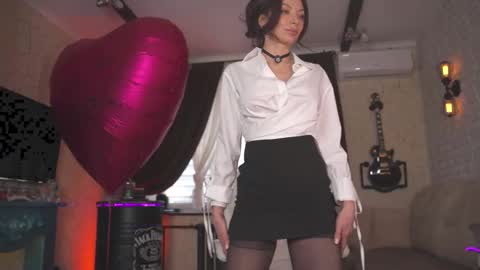 Anna online show from 02.24.26