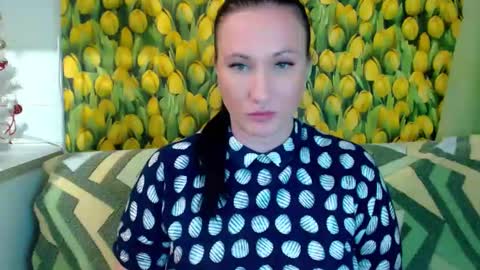 Snapshot of goldmoonn chatting on 12.08.24 goldmoonn online show from 12.08.24