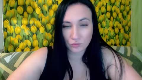 Snapshot of goldmoonn chatting on 02.01.25 goldmoonn online show from 02.01.25