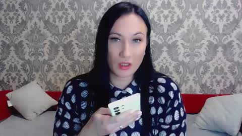 Snapshot of goldmoonn chatting on 12.04.25 goldmoonn online show from 12.04.25