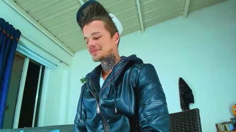 Goldy Loyal93 online show from 09.14.25