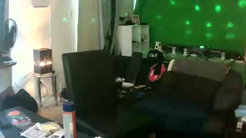 goldyguy011 online show from 02.20.25