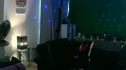 goldyguy011 online show from 02.25.25