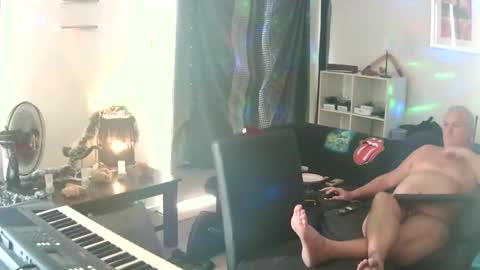 goldyguy011 online show from 11.24.25