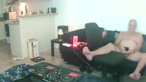 goldyguy011 online show from 05.22.26