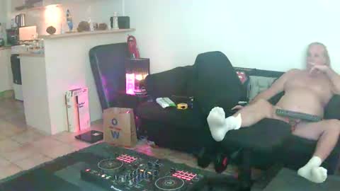 goldyguy011 online show from 06.08.26