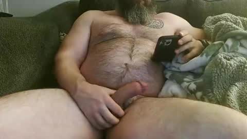 Snapshot of golgara chatting on 12.04.25 Golgara online show from 12.04.25