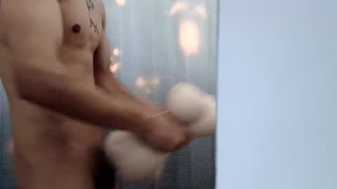 Snapshot of gomezxx620 chatting on 10.28.25 gomezxx620 online show from 10.28.25