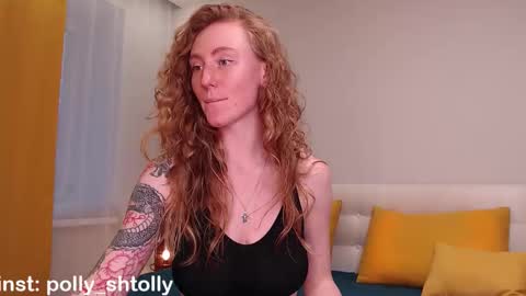 Snapshot of good__choice chatting on 10.28.25 Polly online show from 10.28.25