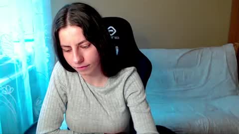 Elizabeth Effie online show from 06.22.26