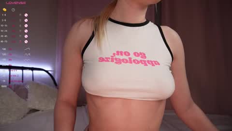 Snapshot of good_barbie chatting on 03.08.25 Barbie online show from 03.08.25