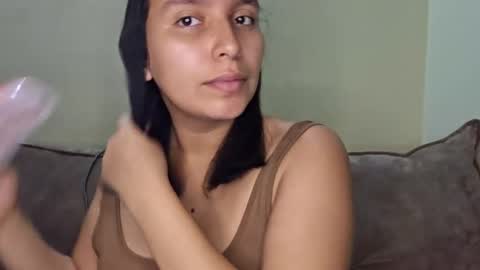 Snapshot of good_girl4_u1 chatting on 03.08.25 salome online show from 03.08.25