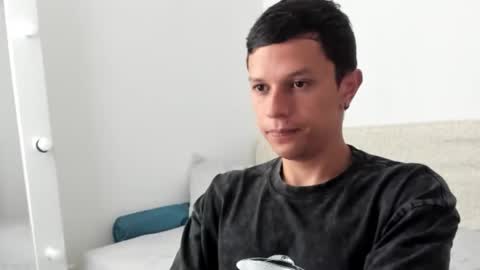 Snapshot of goodboy69i chatting on 01.11.26 goodboy69i online show from 01.11.26