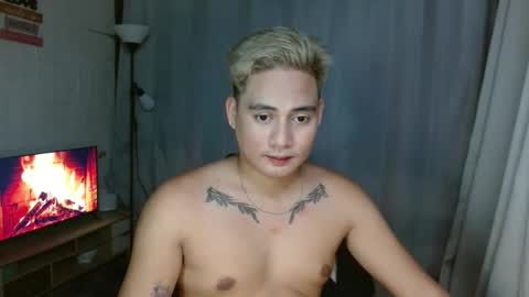 Snapshot of goodcaresweetboy chatting on 01.05.25 FORD online show from 01.05.25