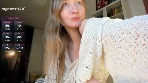 Snapshot of goodg_oddamn chatting on 07.14.26 SOPHIE online show from 07.14.26