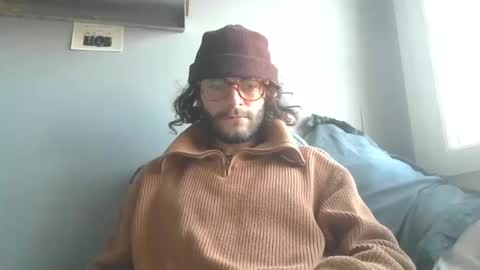 Snapshot of goodleek chatting on 12.03.25 gooleek online show from 12.03.25