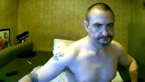 Snapshot of goosey77 chatting on 10.05.25 Goosey77 online show from 10.05.25