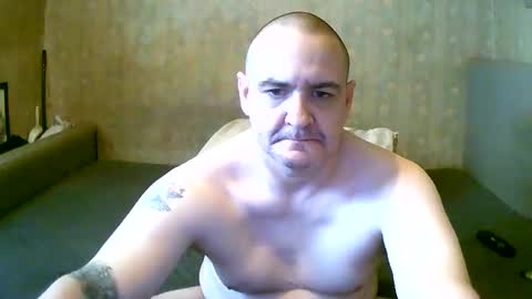 Snapshot of goosey77 chatting on 04.19.26 Goosey77 online show from 04.19.26