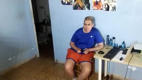 Snapshot of gorak32 chatting on 04.12.26 GoraK online show from 04.12.26