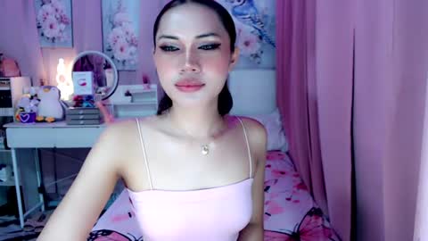 Snapshot of gorgeous_anora chatting on 06.21.26 Anora online show from 06.21.26