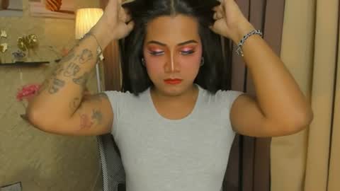Snapshot of gorgeous_dark_luna chatting on 07.22.26 RIANA online show from 07.22.26