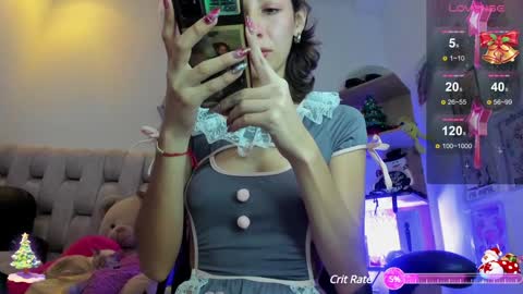 i am Jessi  I love animals and drawing I hope to get along with everyone. XOXO online show from 12.18.24