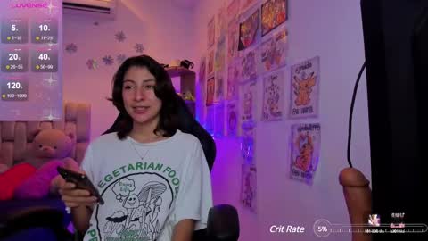 i am Jessi  I love animals and drawing I hope to get along with everyone. XOXO online show from 02.26.25