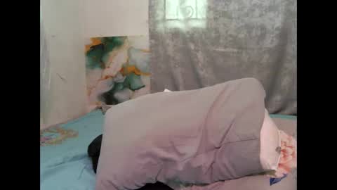 gorgeouslips10 online show from 06.09.26
