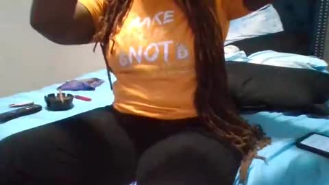 Sue Goddess online show from 11.25.25