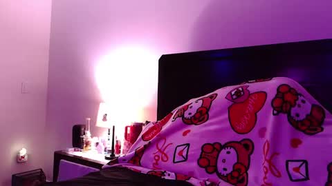 Snapshot of gothbaby305 chatting on 02.12.26 gothbaby305 online show from 02.12.26